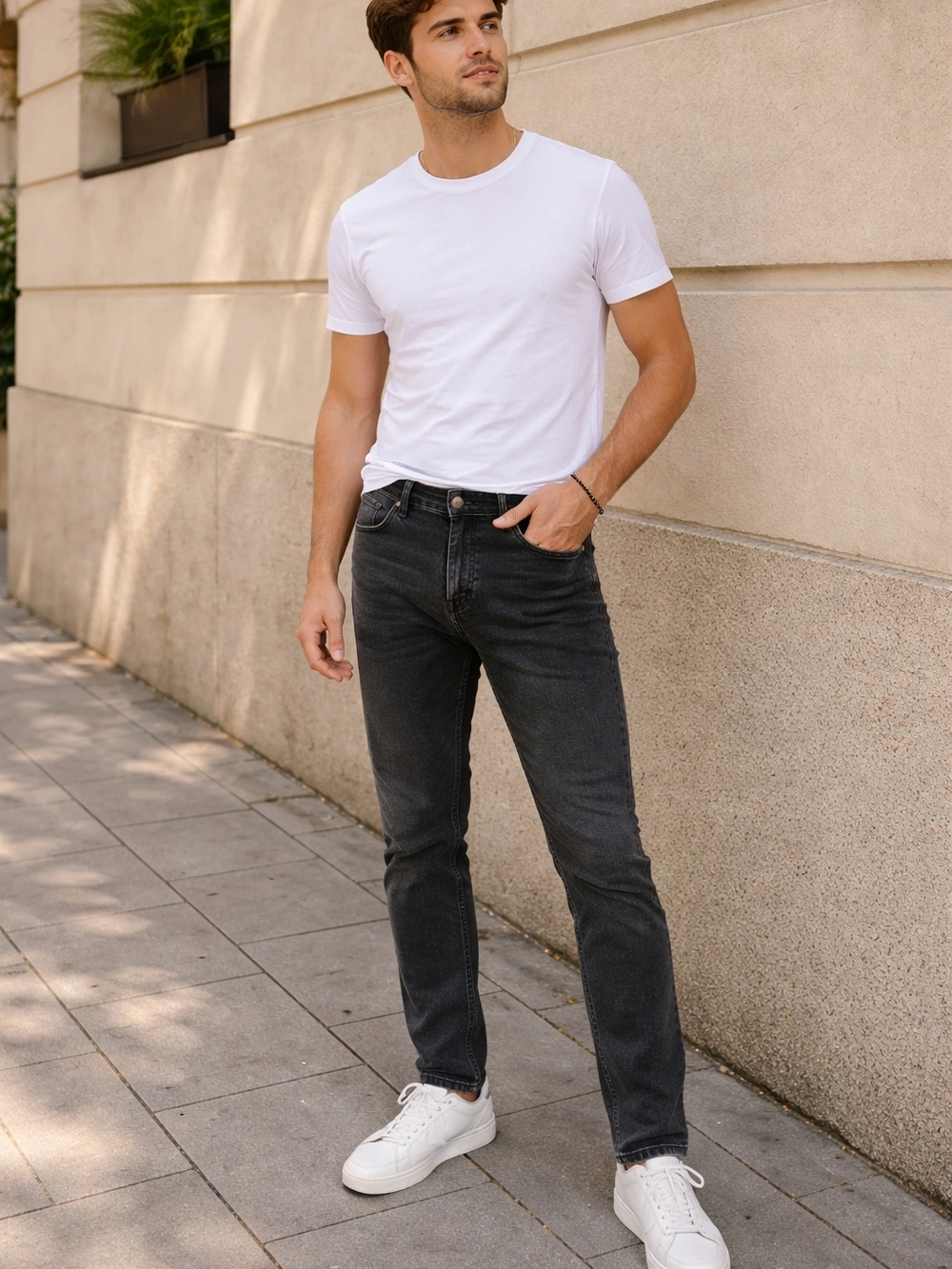 H&M Men's Slim Straight Jeans in Dark Grey